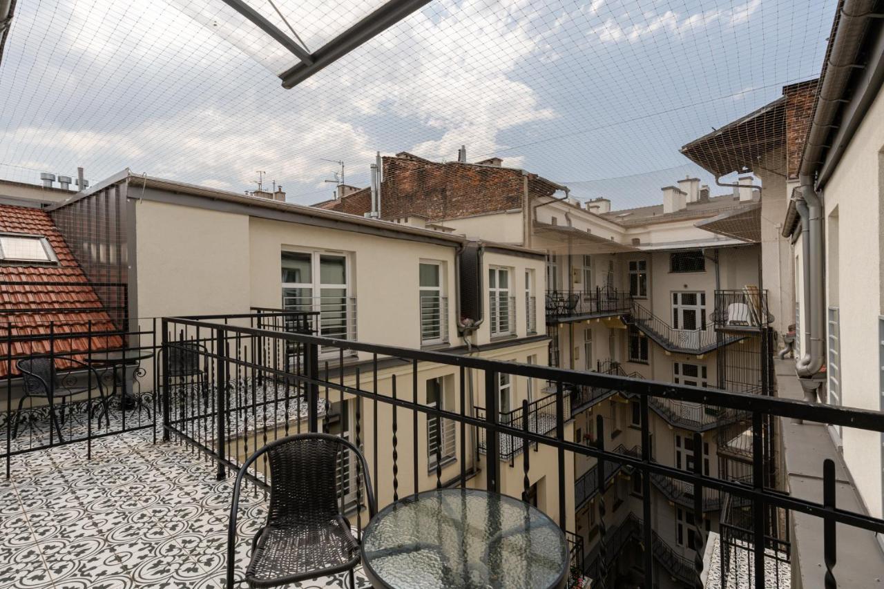 Saint Florian'S Suites - Old Town Luxury Apartments - By Upstairs Краков Экстерьер фото
